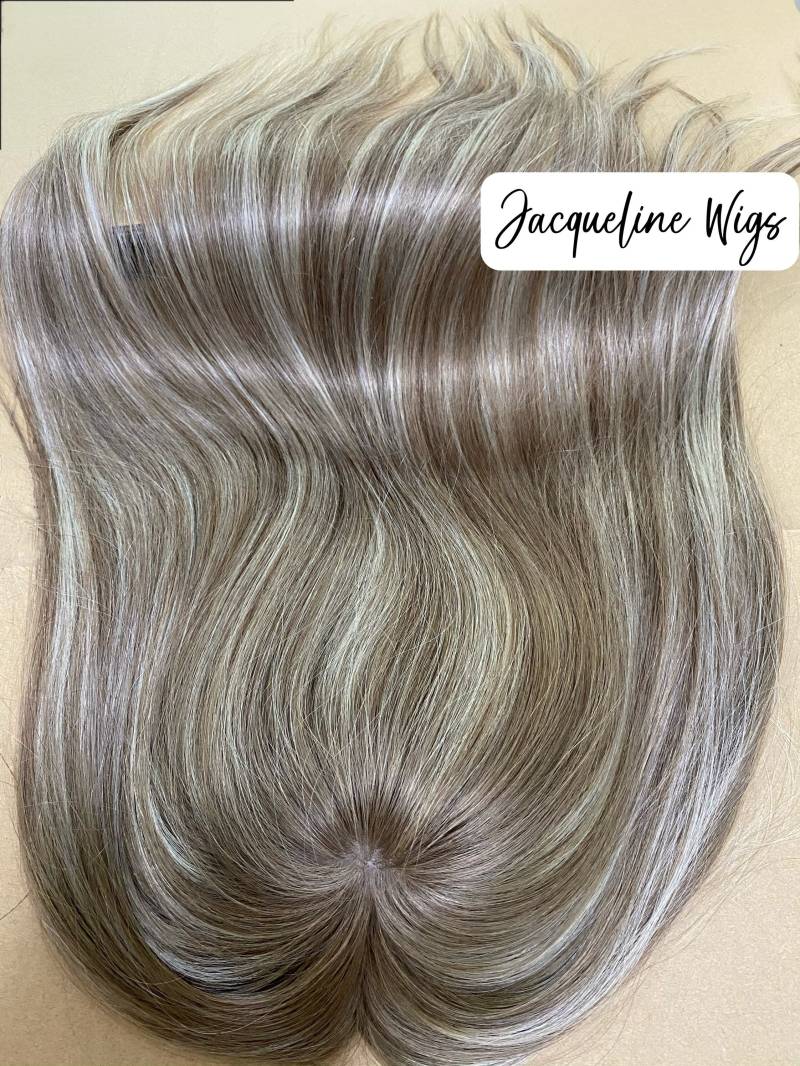 17-18 "'mittelblond Mit Dimension 8x8' "Seide Echthaar Topper von JacquelineWigs