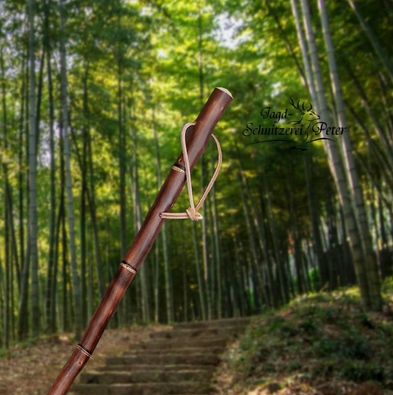 Wanderstock Holz-Nachgebildeter Bambus, Geflammt-Personalisierbar, 98-180 cm 15 Zeichen Inklusive von JagdSchnitzereiPeter