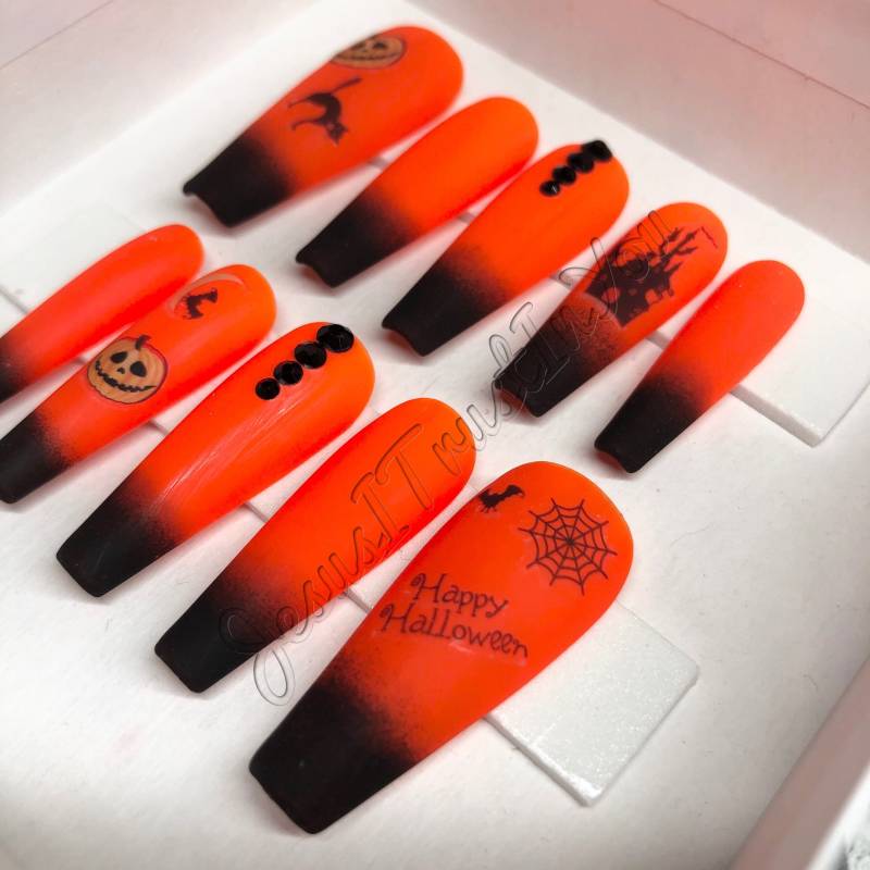 Halloween - Gel Polish Press On Nails| Wiederverwendbare Nägel | Lange Geschenke Für Sie| Strasssteine Makartt Dnd Kleber Auf von JesusItrustInYouCo