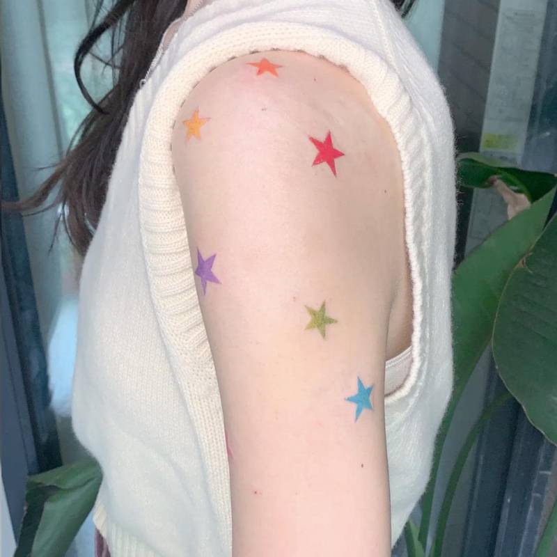 Glückliche | Bunte Pentagramm Sterne Temporäres Tattoo Aufkleber 10Er Set von JiuliAtelier