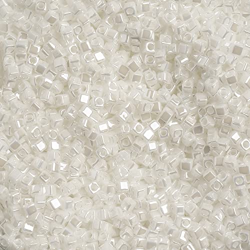 John Bead Miyuki Cube Beads 1.8mm Op White Pearl von John Bead