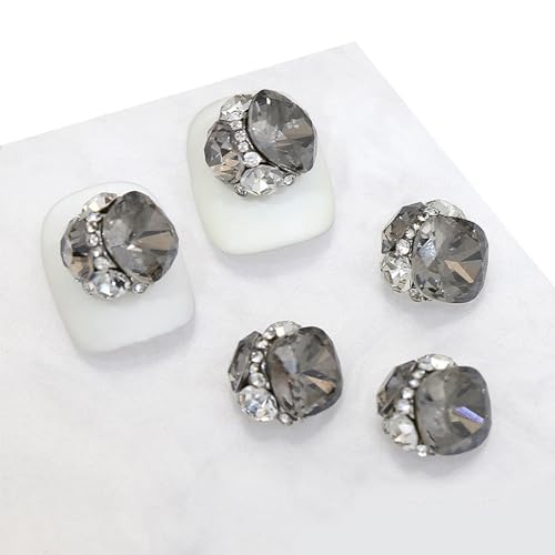 5 x 3D-Strass-Kristall-Dekorationen, Metallnieten, Schmuck von KAHDGSS