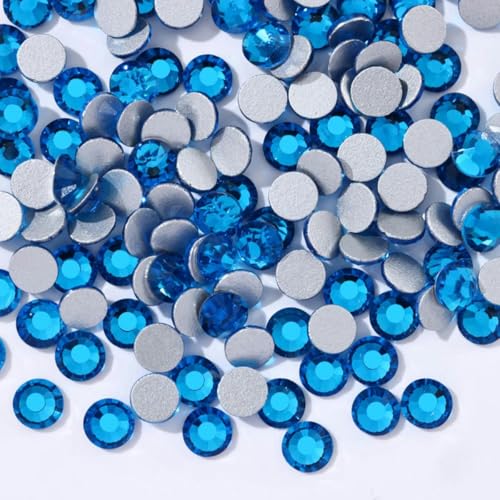 Alle Glitzersteine mit flacher Rückseite und Stoffkleidungsstücken der Blue Series für Nageldekorationen, Größe 5, 1140 Stück von KRVDGR