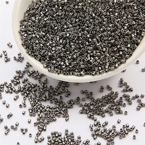 Glasperlen, metallisch-silberne Glasperlen, werden zur Herstellung von Mini-Rocailles-Armbändern und DIY-Perlenperlen verwendet.(Gray) von KUOHU