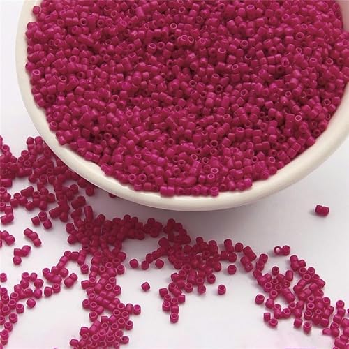 Glasperlen, metallisch-silberne Glasperlen, werden zur Herstellung von Mini-Rocailles-Armbändern und DIY-Perlenperlen verwendet.(Rose Red) von KUOHU