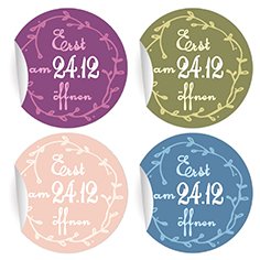 24 Überraschungs Weihnachts Geschenk Aufkleber "Erst am 24.12 öffnen" in lila, oliv, blau, rosa, MATTE universal Papieraufkleber runde selbstklebende Sticker ø 45mm von Kartenkaufrausch