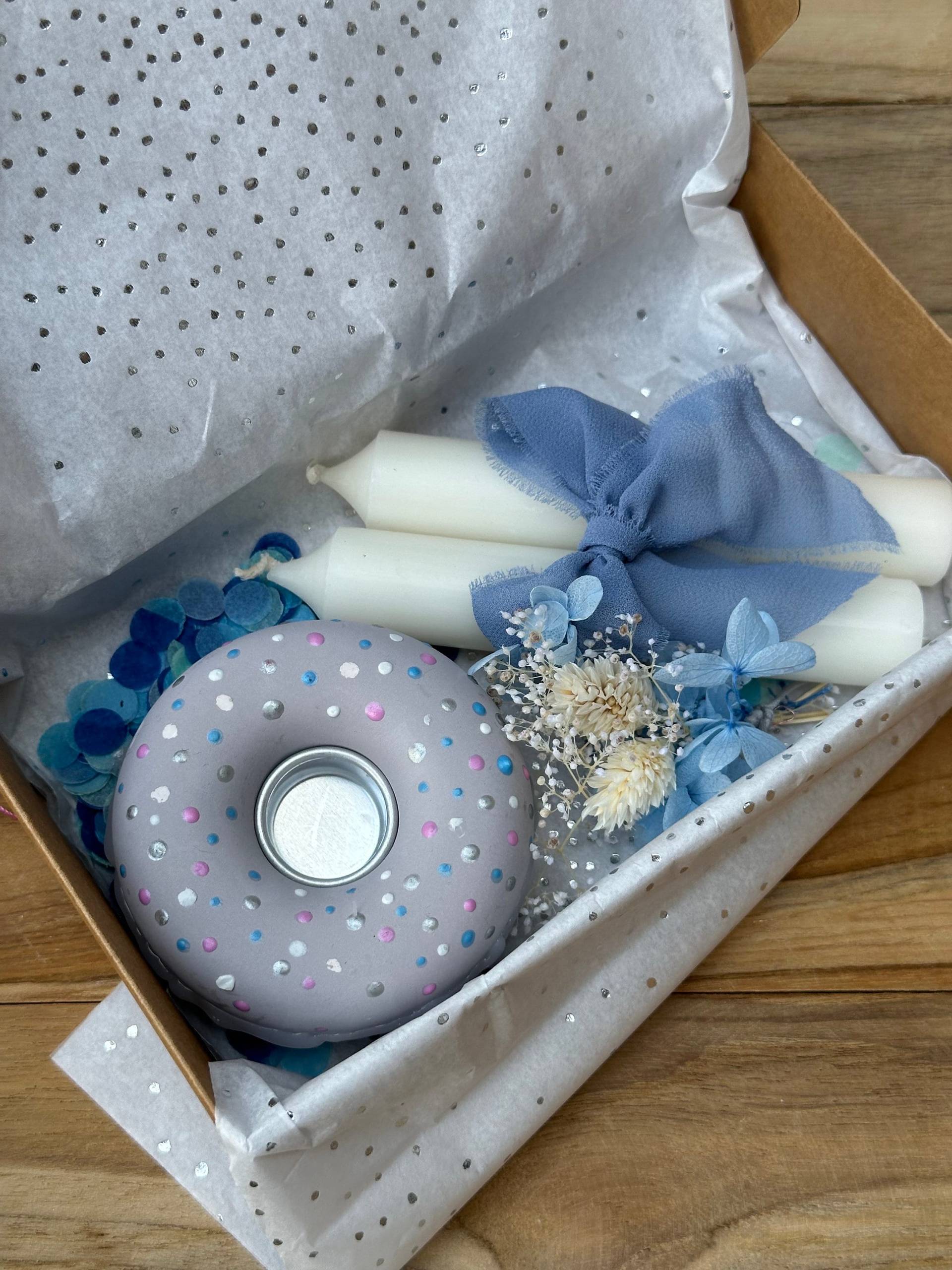 Donut - Kerzenständer Kerzenhalter Mit Kerze Geschenkset Auspacken Und Freuen Geburtstag Geburtstagsgeschenk von KathisPapierkunst