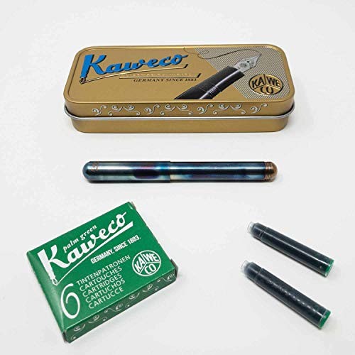 Kaweco Liliput Füller aus Edelstahl fireblue | Füllhalter mit Federstärke M | Set mit 6 Tintenpatronen Füllfederhalter in Taschengröße Tintenpatronen in Grün GRATIS von Kaweco