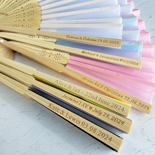 Keruidian Personalisierte weiße Hochzeitsfächer aus Seide, Hochzeits-Handfächer für Gäste, gravierter Klappfächer für besondere Anlässe, Dankesgeschenk (20pcs) von Keruidian