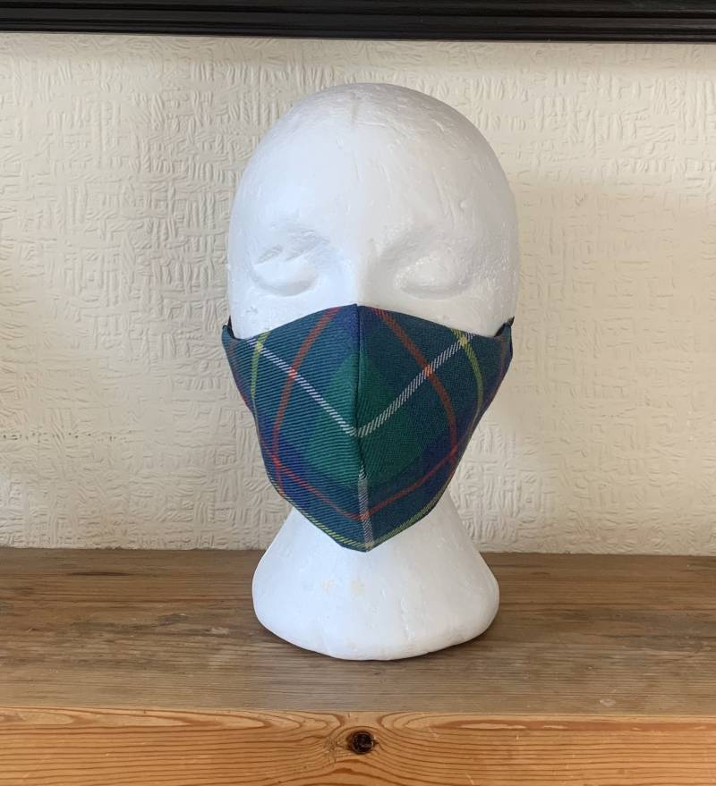 Inglis Tartan Gesichtsmaske von Kiltqueenstudio