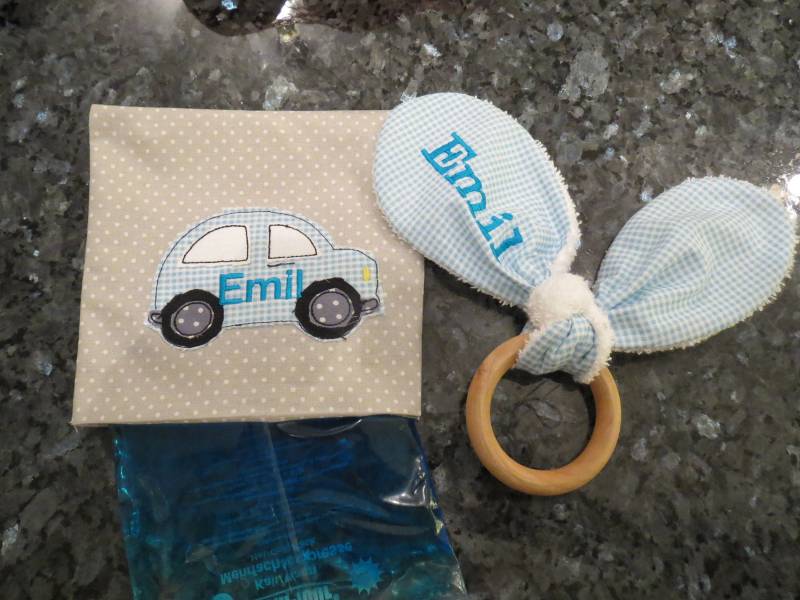 Geschenke-Set Beißring + Wärmekissen "Auto" von KinderkramDE