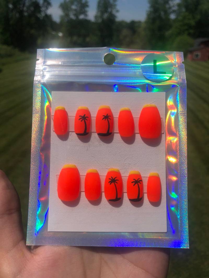 Neon Palme Sommer Handgemachte Nagelpresse Größe L von KitkatClawsNails