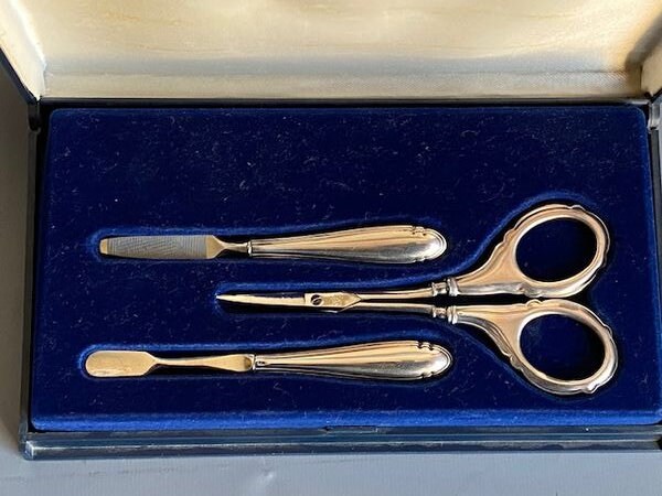 Vintage 925Er Sterling Silber Maniküre Set Möhrle in Blauer Samtbox von Kitoya