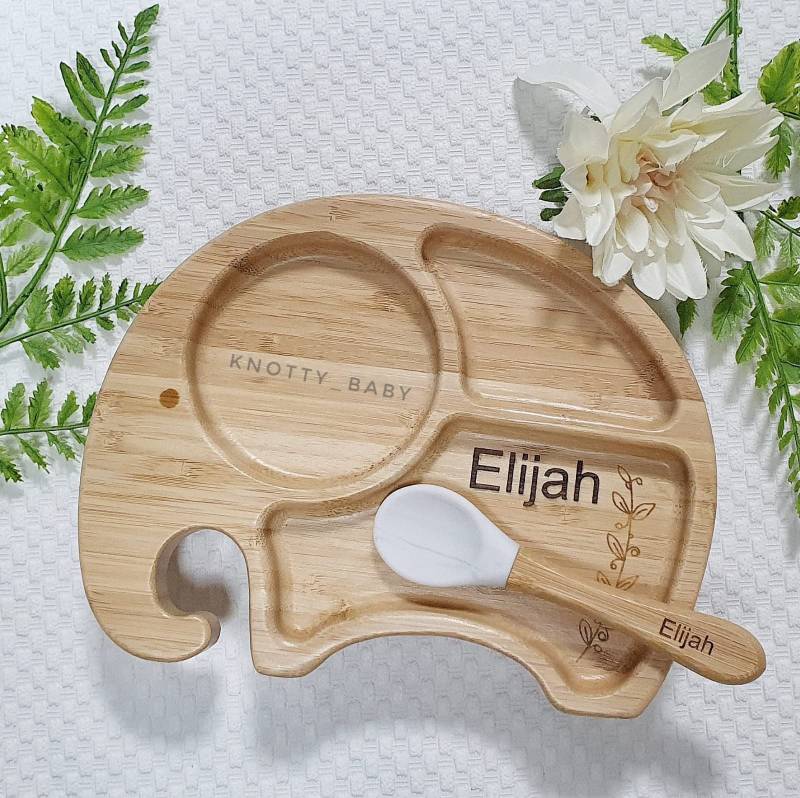 Marmor Weiß Personalisierte Laser Gravierte Bambus Elefant Baby Futterplatte Set Mit Silikon Saug, Löffel, Geschenk, Ostergeschenk von KnottybabyCrafts