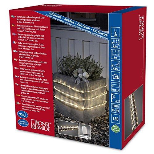 Konstsmide LED Lichterschlauch, 6m, mit Lichtsensor und 6h und 9h Timer, 96 warm weiße Dioden, batteriebetrieben, Außen (IP44), 4 x D 1.5V (exkl.) - 3744-100 von Konstsmide