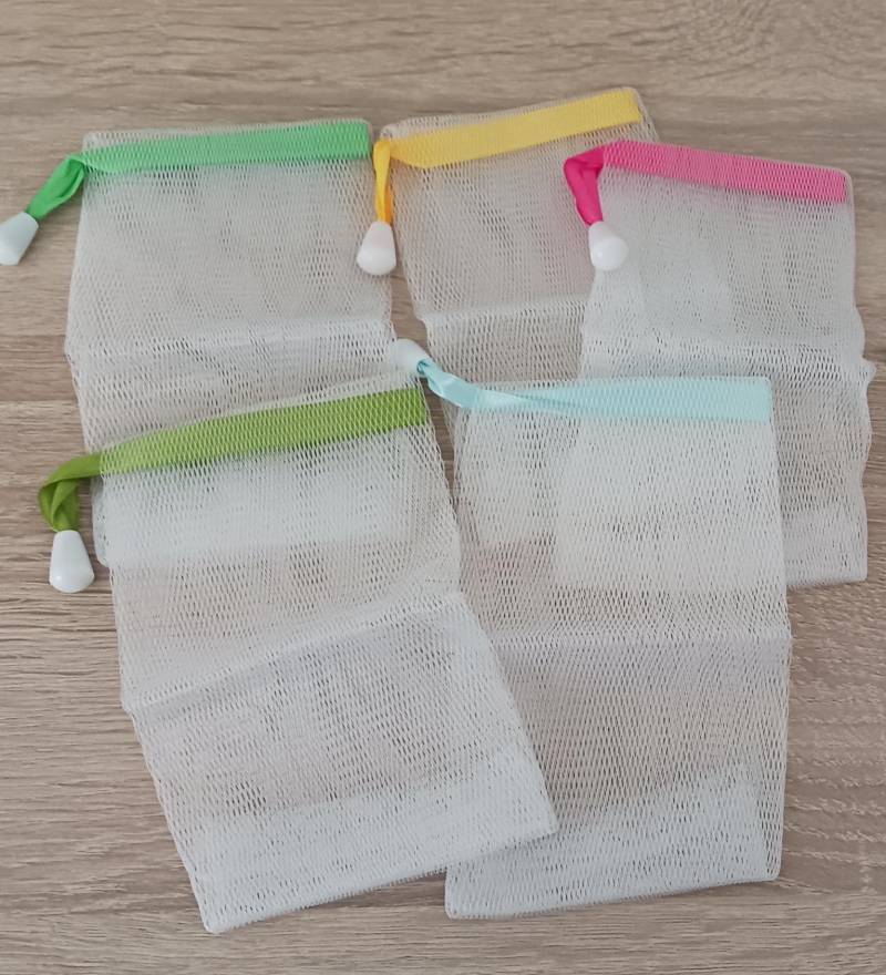 Seifensäckchen Aus Nylon in Verschiedenen Verschluss Farben von KristinsSeifentraum