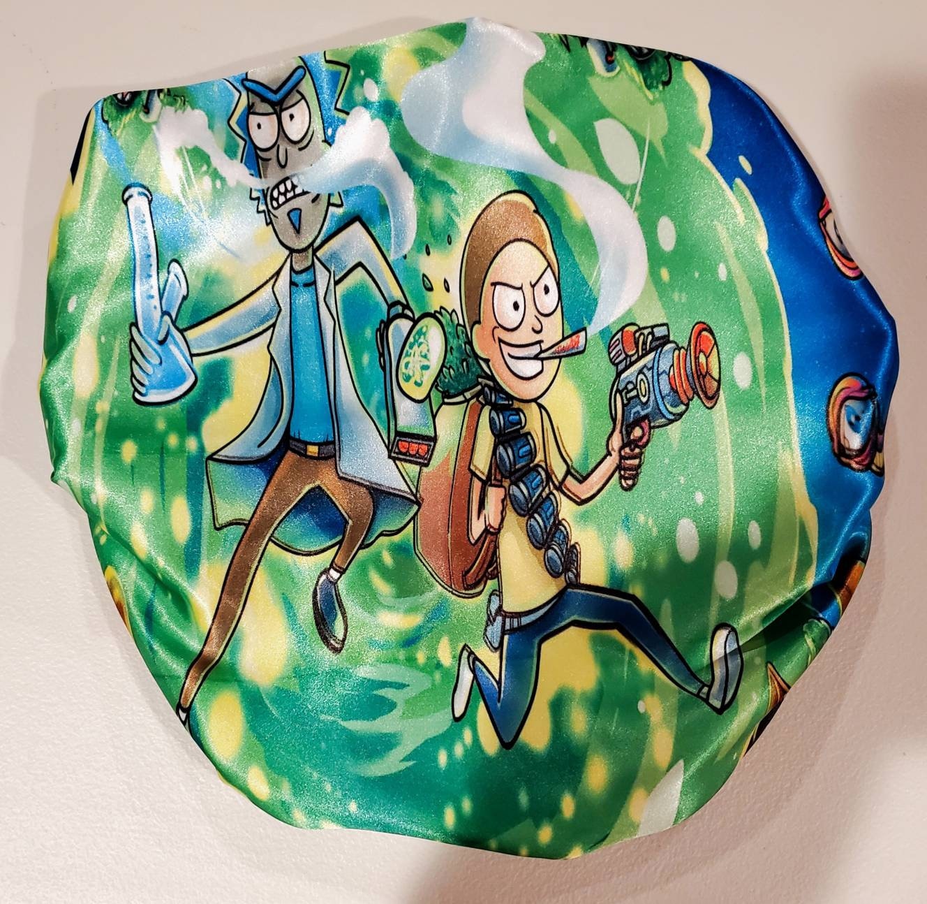 Rickandmort Bonnet von KrowningGloryBonnetz