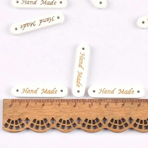 Gemischt 50 Stücke Holzknopf "Hand Made" Tags Holz Nähzubehör Für Kleidung Handgemachte Scrapbooking Handwerk DIY-mt0936-1 von LEQIJK