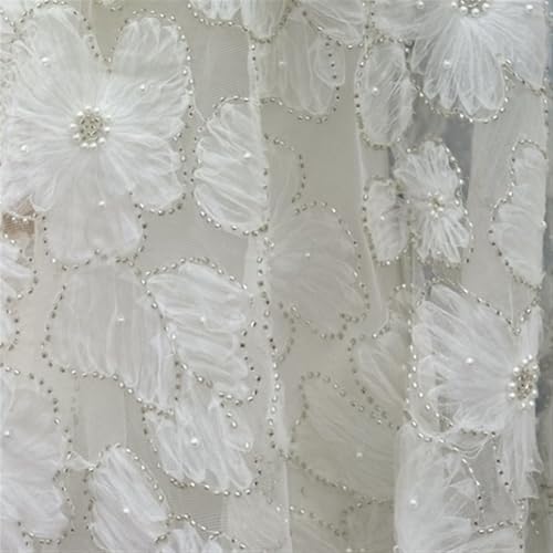 LIZHAYG Braut Spitze Stoffe 3D Mesh Blumen Silber Perlen Brautkleid Spitze Stoff Spitzenstoff Zierspitze(White) von LIZHAYG