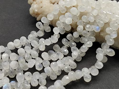 Flashy Rainbow Moonstone Drop Shape Briolette, White Rainbow Moonstone Faceted Teardrop Beads, 4x8-5x9 mm Natural Moonstone Beads Strand 8 inches April_18_04-2045 von LKBEADS