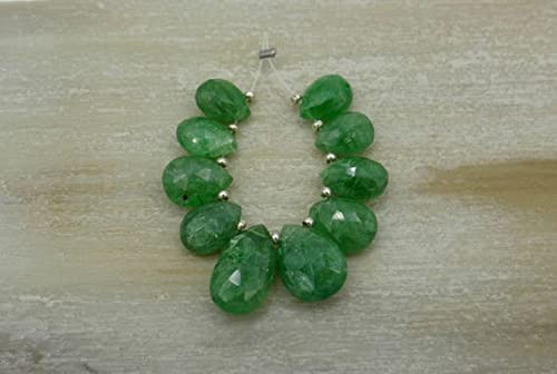 LKBEADS Rare Tsavorite Garnet | Faceted Pear Briolettes | Sets of 9, Sets of 10 Size: 8x6mm-11x8mm von LKBEADS