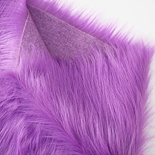 LPLND Qualität Kunstpelzstoff Plüschstoff langfloriges Kunstpelzmaterial Flauschiger Stoff für Kostümmode Teppiche Requisiten Kulissen Cosplay Stuhldekoration 150cm*50cm(Color:Violett) von LPLND