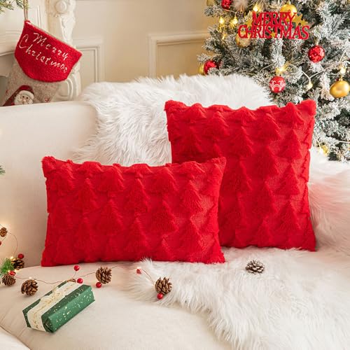 LUZBOSE Weihnachtskissen, 2er-Set, Plüsch, kurze Wolle, dekorativer Kissenbezug, quadratisch, für Sofa, Schlafzimmer, Weihnachtsbaum und Elch (45 x 45 cm, roter Weihnachtsbaum) von LUZBOSE