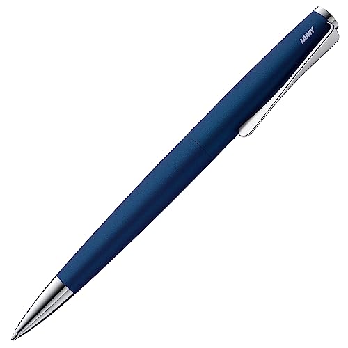 Lamy studio imperialblue Kugelschreiber – universeller Kuli in elegantem Gehäuse aus Edelstahl – mit propellerförmigem Clip – inkl. Großraummine M 16 in Stichbreite M in schwarz von Lamy