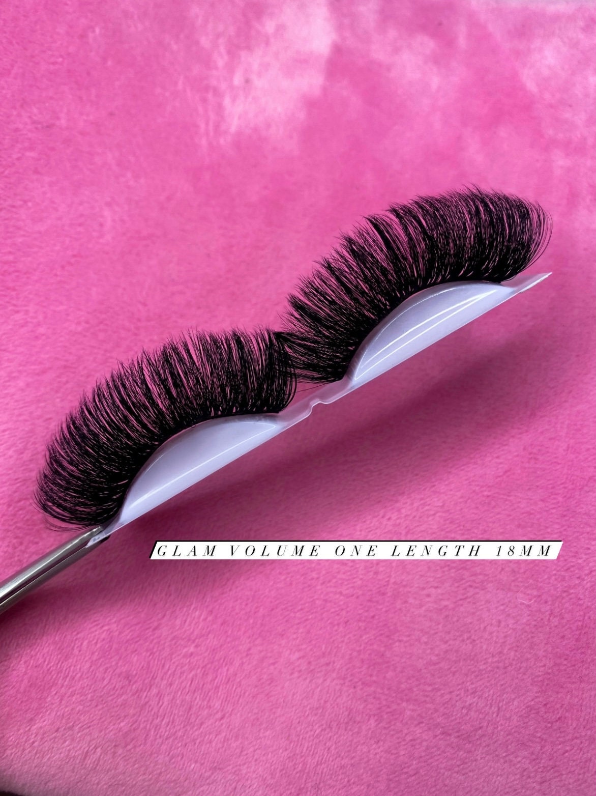 Glam Volume // Handgefertigte Streifenwimpern Wimpernverlängerung Custom Strip Lashes von LashedByLauren