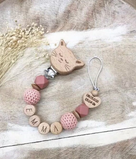 Schnullerkette Personalisiert Graviert Verschiedene Schriftarten/Clips Geschenk Geburt Taufe von LemonandCocoa