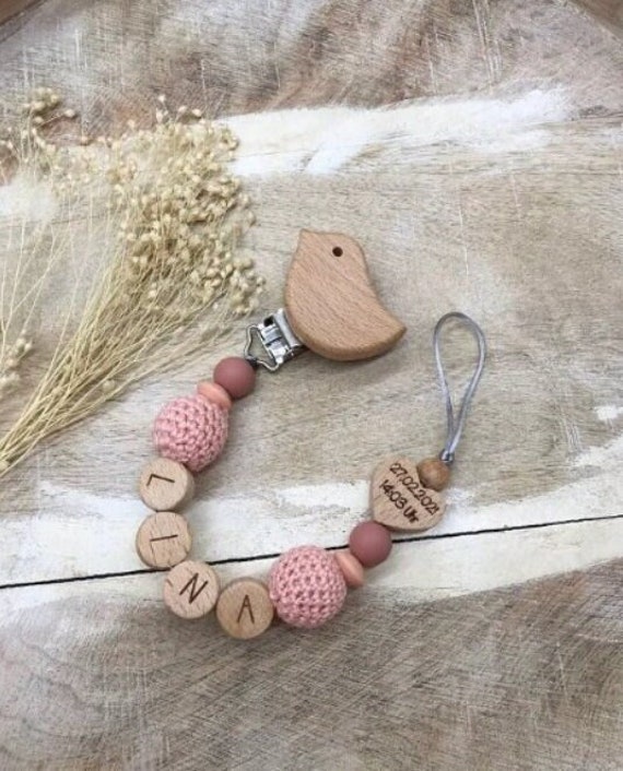 Schnullerkette Personalisiert Graviert Geschenk Taufe/Geburt Verschiedene Schriftarten Clips von LemonandCocoa