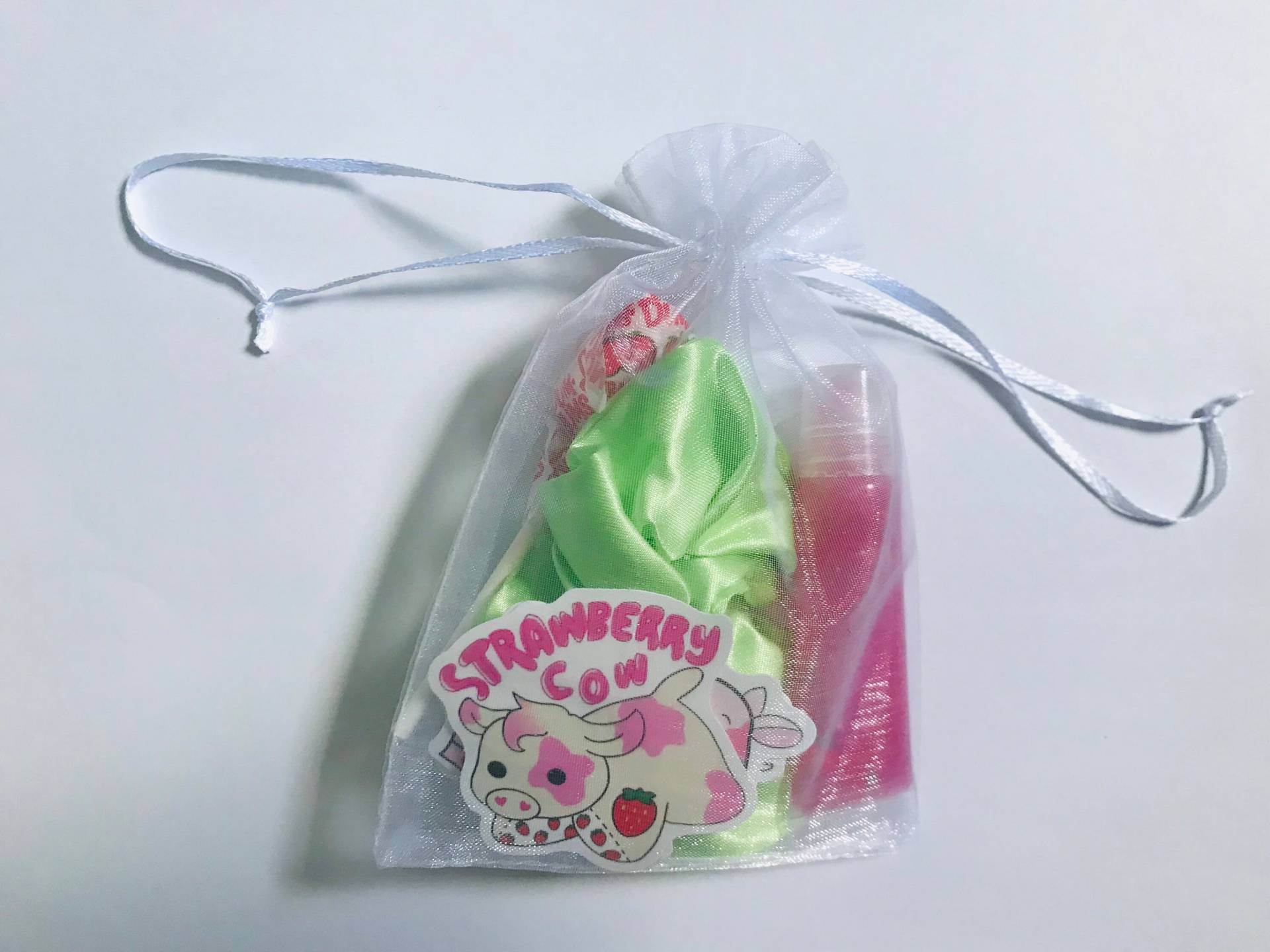 strawberry Cow Lipgloss Bündel von Lipgloss4Weebs