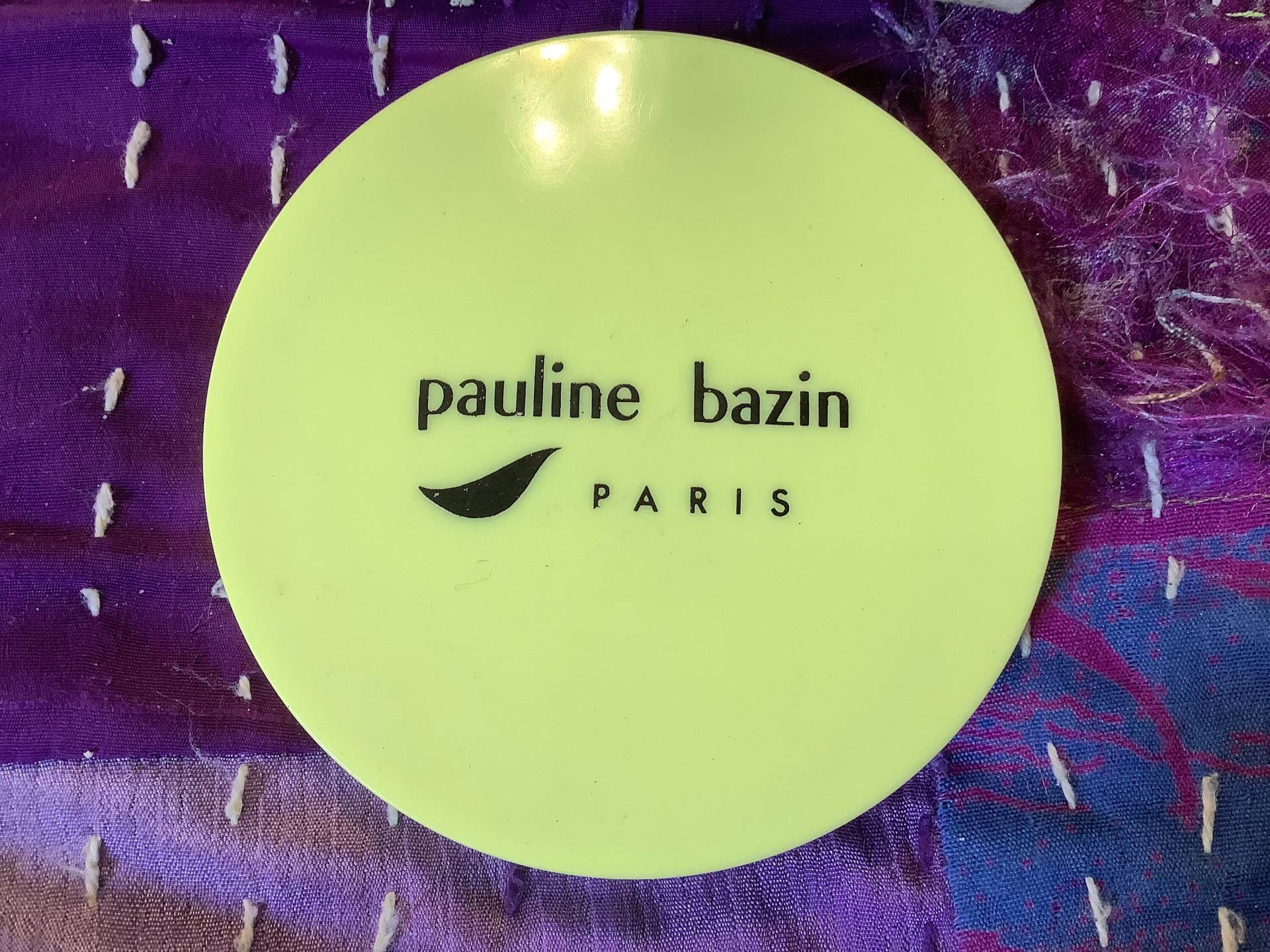 Pauline Bazin Gelb Art Deco Pulver Kompakt von LipstickandPanties