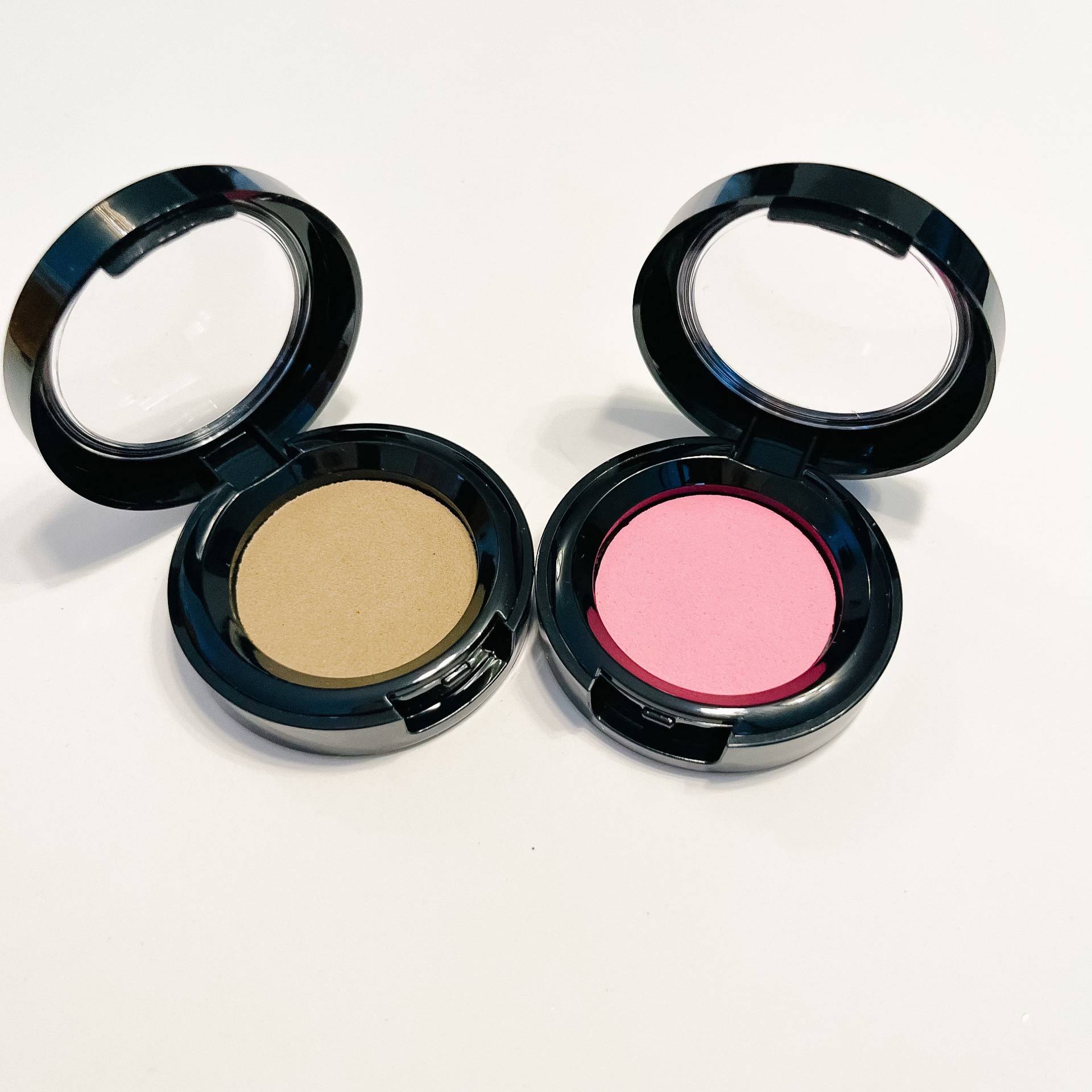 Blush Kompakt Und Make-Up - So Tun Sie Das von LittleLilyShop