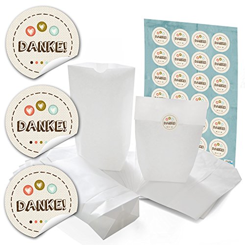 Logbuch-Verlag 24 kleine weiße Papiertüten mit Boden 16,5 x 26 cm + Sticker DANKE mit Herzen - Geschenk Tüte für Kundengeschenke & Mitgebsel von Logbuch-Verlag