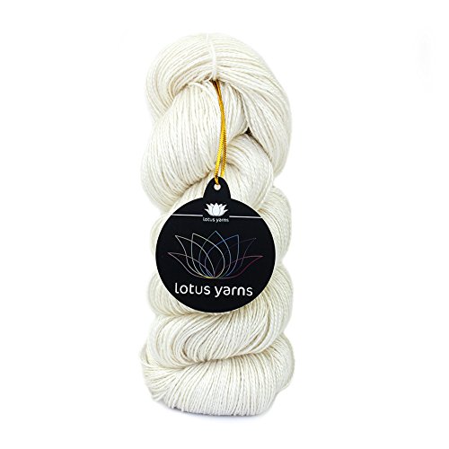 Lotus Yarns Silk 8 Soft Shiny Lace Weight Garn, kühl und hautfreundlich mit seinem atmungsaktiven Charakter, perfekt für Sommer-Stricken und Häkeln, ungefärbt, naturweiß, 10 Knäuel, insgesamt 1 kg von Lotus Yarns