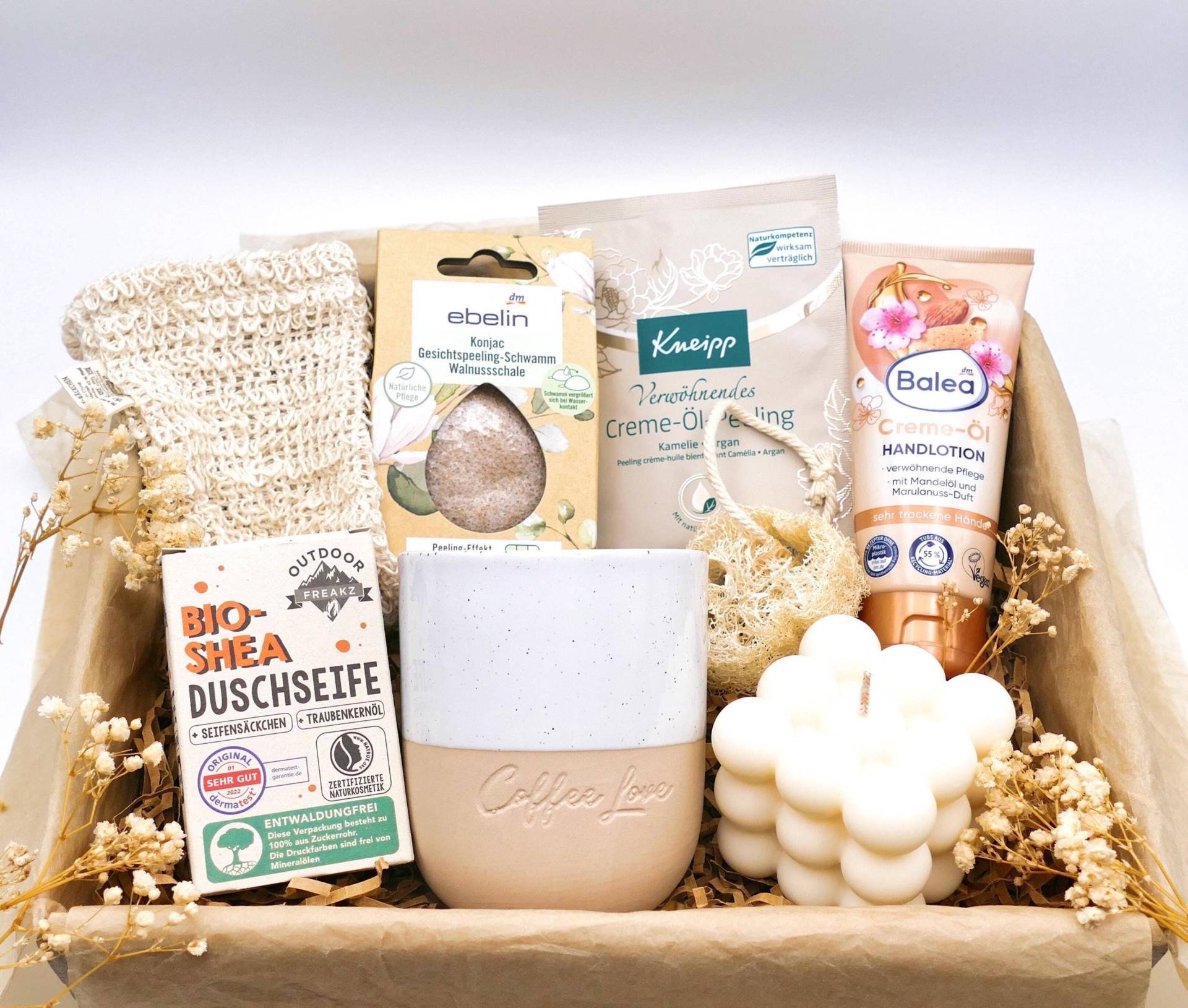 Geschenkbox Für Frauen Mit Tasse Geschenkset Freundin Kerze Wellness Geschenk Kleine Auszeit Schwester Jugendlich Enkel von LovelyMomentShop