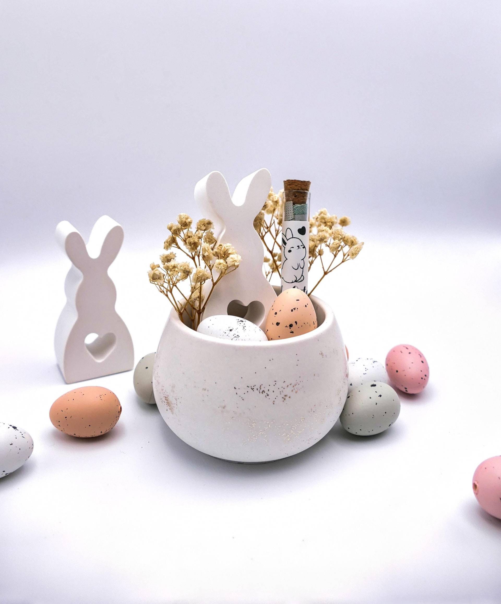 Kleines Ostergeschenk Als Mitbringsel Geschenk Aus Raysin Für Frauen Skandi Dekoration Osternest Hase Schälchen Geldgeschenk Gastgeschenk von LovelyMomentShop