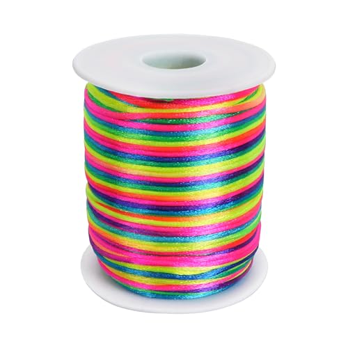 Luabue 1,5mm x 100m Nylonschnur Regenbogen, Satinschnur für Armbänder, Nylon-Regenbogenseil für Armbänder, Schmuckherstellung, Rattail, Makramee, gewachste Zierkordel, Halskette, Perlenfaden (Bunt) von Luabue