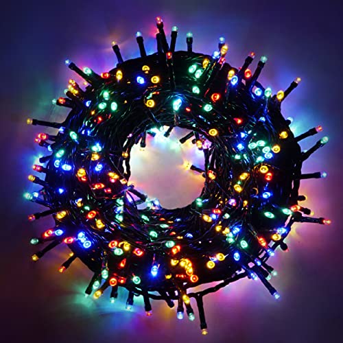 Luccika Lichterkette 50 Meter mit 1000 bunten LEDs für Weihnachtsbaum für den Innen- und Außenbereich Controller 31 V mit 8 Lichtspielen und Speicher grünes Kabel von Luccika