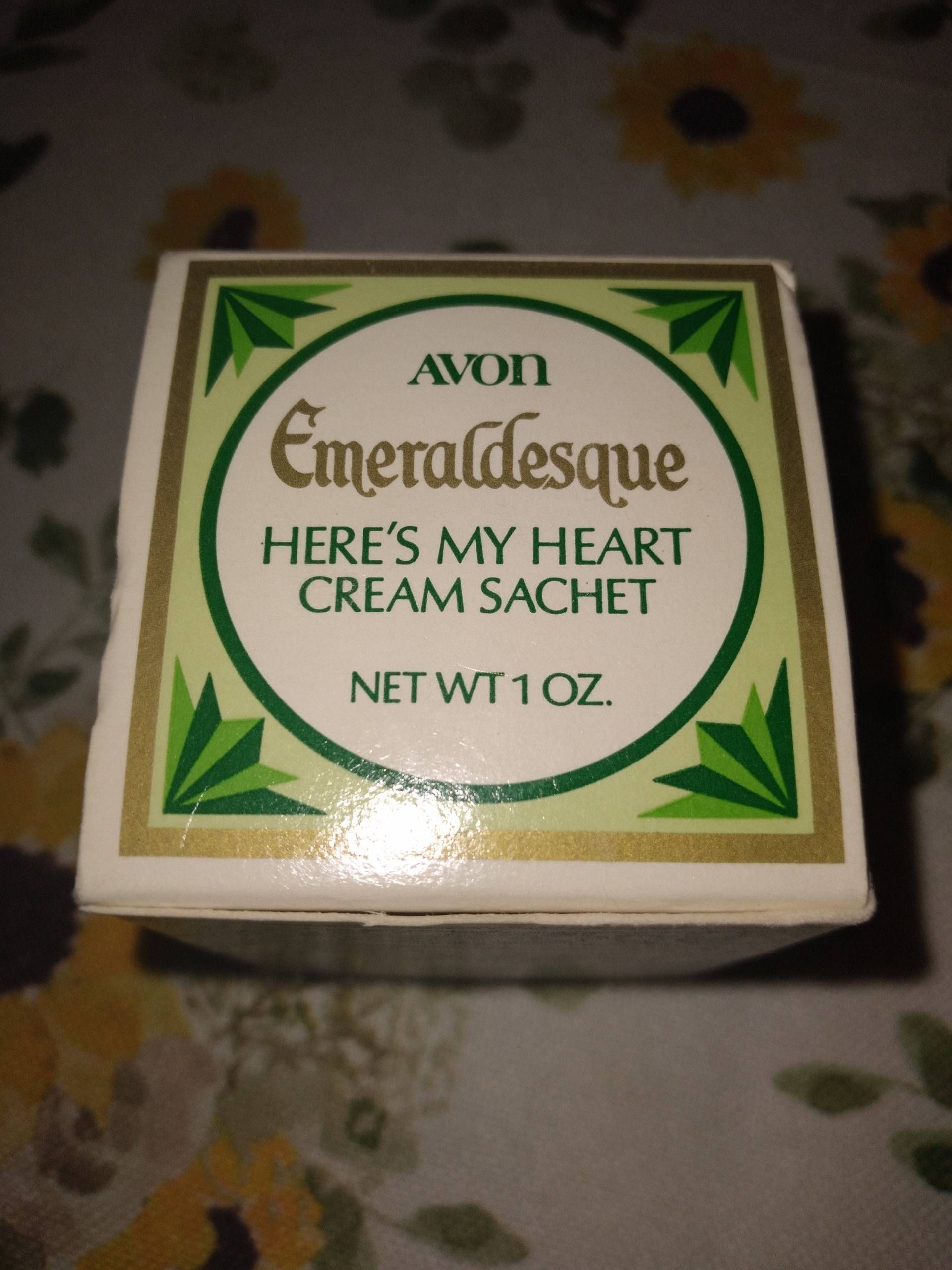 Vintage 1970Er Jahre Avon Emeraldesque Cremesäckchen von LuciusWares