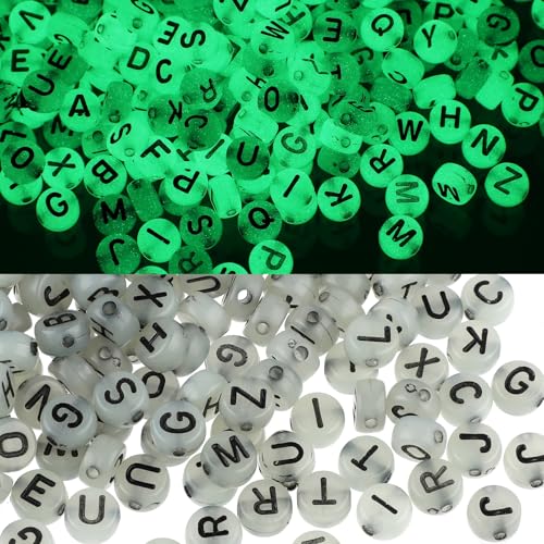 1000 Stück Nachtleuchtende Buchstabenperlen Weiß A-Z Buchstabenperlen 7 mm Acrylperlen Perlen zum Auffädeln für Armbänder Halsketten Schmuck DIY Herstellung Style12 von Lusofie