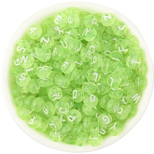 Transparente Buchstaben-Perlen für selbstgemachte Schmuckherstellung, Armbandherstellung, Halskette, Perlen für Erwachsene und Kinder, 6,6 mm, ca. 100 Stück (Grün mit Weiß) von LuxSicMo