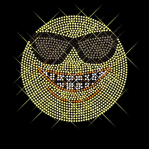 Luxflair© Strassstein Motiv Emoji Sonnenbrille, cooles Strass Bügelbild ca. 12,2 x 12,2cm groß inkl. Anleitung zum einfachen Veredeln von Textilien. Auch als Rhinestone Hotfix Transfer bekannt. von Luxflair