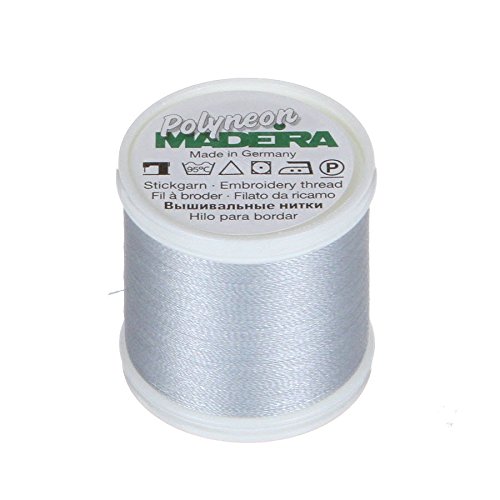 MADEIRA 9845 – – 1687 2-lagig Polyneon Polyester Stickgarn, 40 wt/135D 440 YD, Silber von MADEIRA