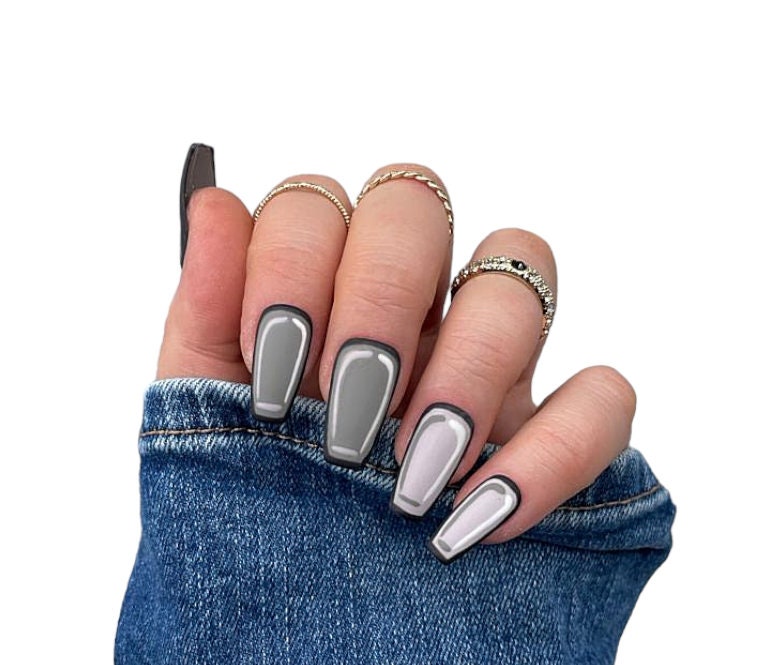 Press On Nails Cartoon Gray von MEVANAILS