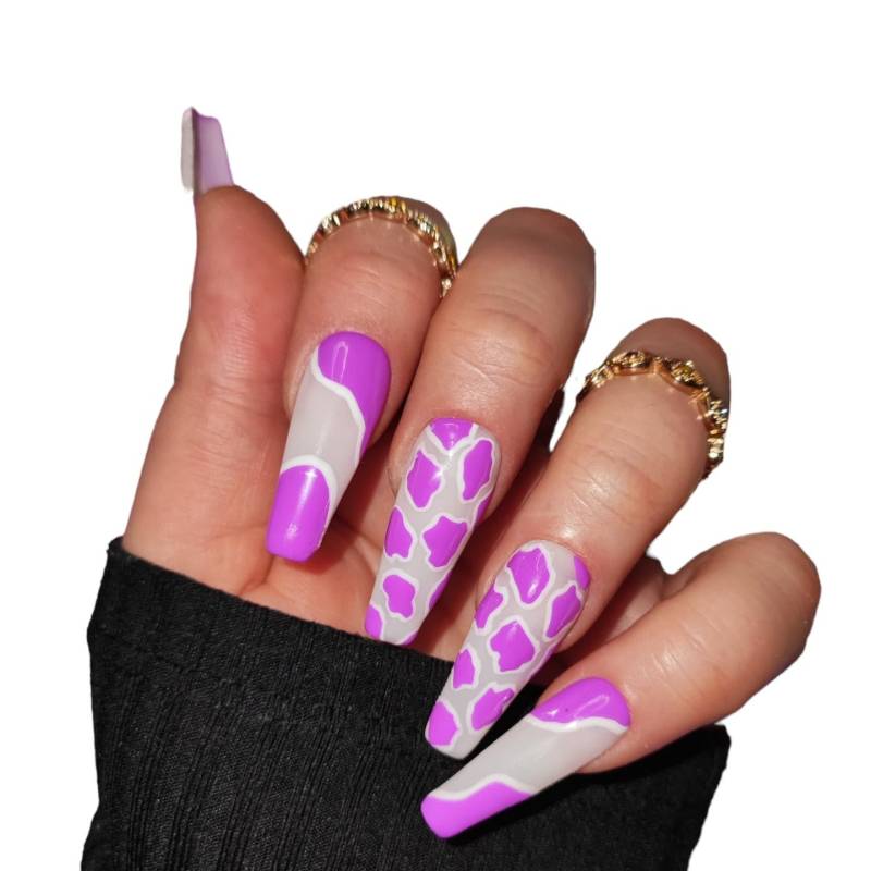 Press On Nails Lila Cool von MEVANAILS