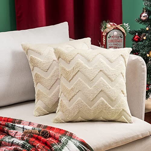 MIULEE Weihnachten 2er Set Wolle Kissenbezüge Dekokissen Polyster Sofakissen Weich Couchkissen Kissenbezug Zierkissenbezug Versteckter Reißverschluss für Wohnzimmer Schlafzimmer Beige 45x45cm von MIULEE