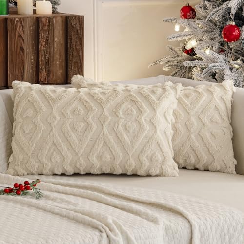 MIULEE 2er Set Weihnachten Wolle Kissenbezüge Weicher Dekokissen Plüsch Kissenbezug Boho Deko Kissen Sofa Aesthetic Geometrische Sofakissen Zierkissenbezug für Wohnzimmer Schlafzimmer Beige 30x50cm von MIULEE