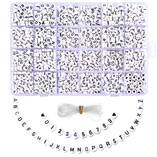 MJARTORIA 1850 St. Buchstabenperlen Buchstaben Perlen zum Auffädeln DIY Schmuck Basteln mit Schnüre Schwarz Acryl Alphabet Herz Zahlen (Weiss) von MJARTORIA